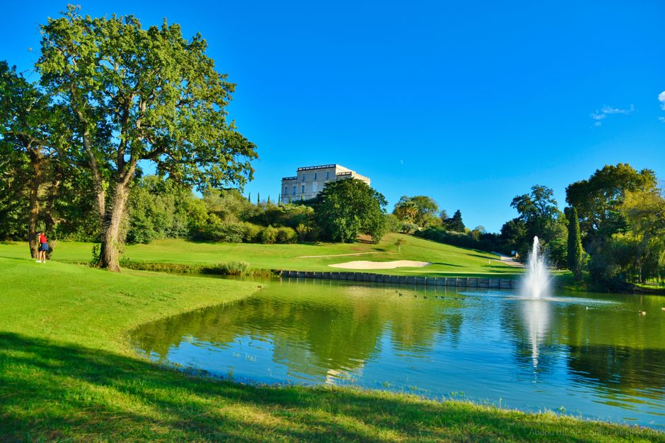 La comunità del golf incontra il nuovo Toulon Small Batch Texas