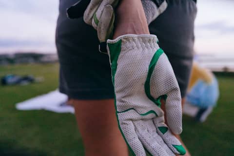 Sudore e caldo: come affrontare le difficoltà del golf in estate