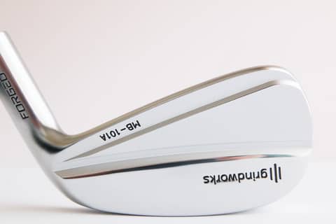 TaylorMade firma Charlie Woods: il giovane erede dei Woods entra nel roster